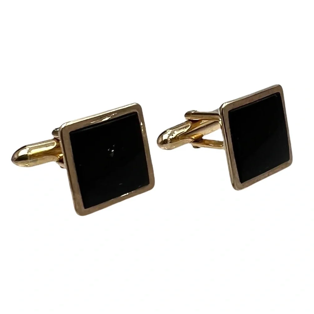VINTAGE SWANK GOLD TONE & BLACK ENAMEL SQUARE CUFFLINKS & SHIRT STUDS